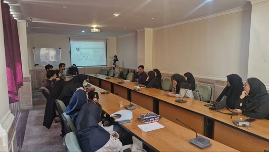 ژورنال کلاب مقایسه پروفایل های متابولیک و هورمونی بین رژیم های غذایی با محتوای پایین AGEs  و رژیم های استاندارد حاوی AGEs در بیماران مبتلا به PCOS اضافه وزن فنوتیپA برگزار شد.